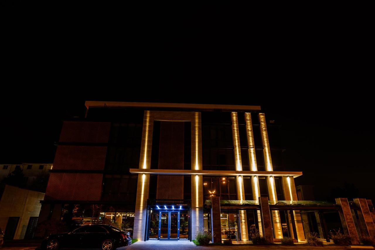 Kristal Hotel 4*