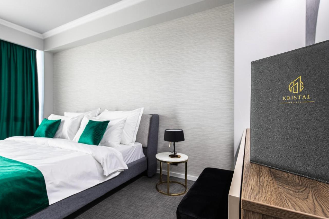 Kristal Hotel 4*